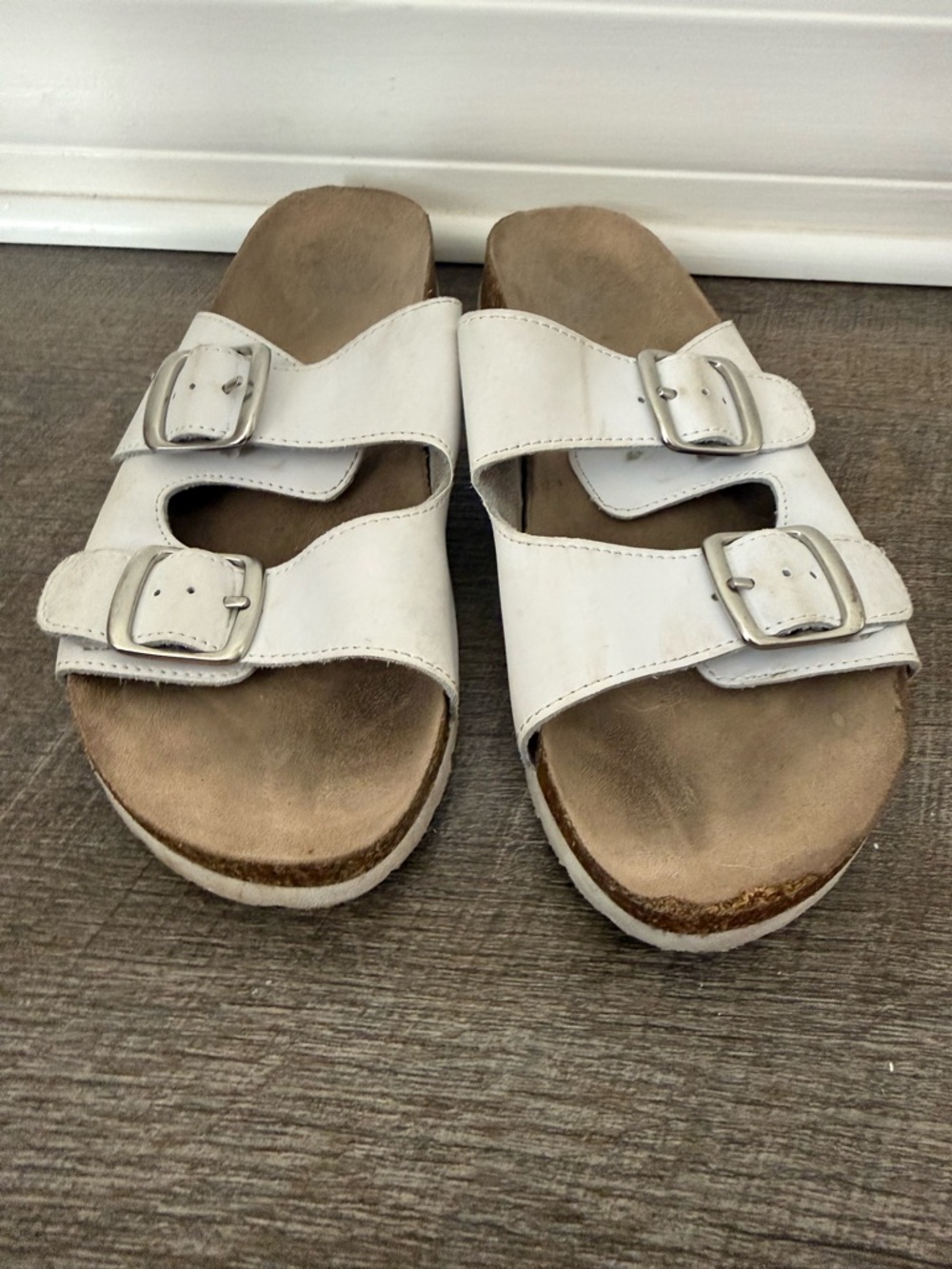 Kohl's Women's White Leather Slide Sandal